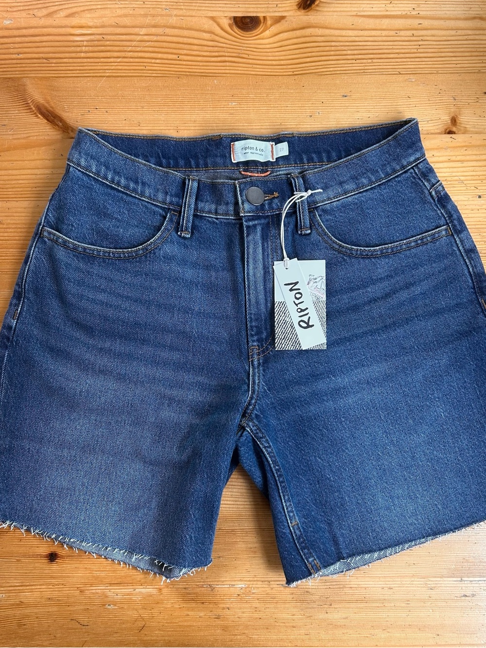 ⚡️ NWT Ripton Apple Pie Jorts, 27